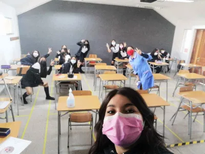Más conexión y menos desigualdad, lo que motiva a los jóvenes a generar un impacto social en educación 