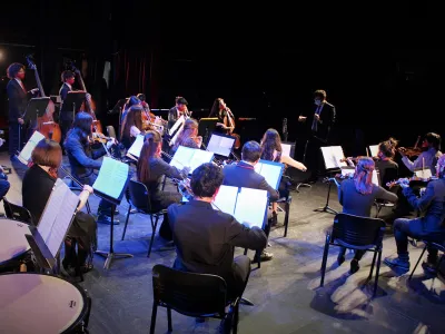 Más de un centenar de espectadores disfrutó de concierto de Foji Los Lagos