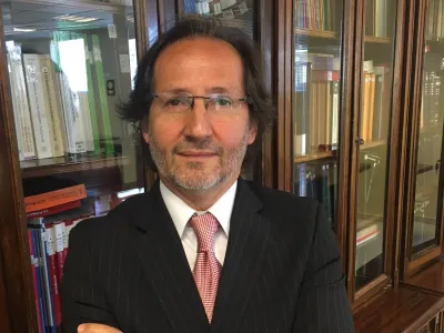 Ministro Álvaro Mesa se reunió en Puerto Montt con funcionarios de la PDI y familiares de ejecutados políticos