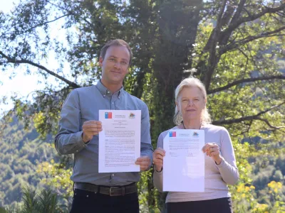 Ministro Ward y Kristine Tompkins celebran la concreción de la Red de Parques de la Patagonia y firman compromiso de colaboración