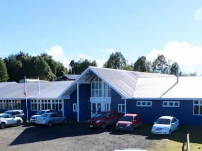 Superintendencia de Educación realizó fiscalización al establecimiento: MTT Los Lagos presentó denuncia en Fiscalía por cobros indebidos en transporte escolar subsidiado en el Colegio Vencedor de Puerto Varas