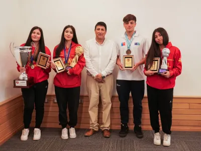 Municipio destacó a jóvenes llanquihuanos que brillan en la alta competencia