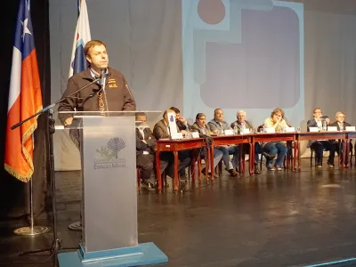 Municipios de Chile acuerdan realizar una consulta ciudadana simultáneamente en todo el país