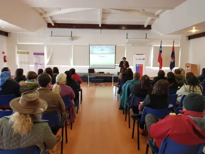 Numerosa participación de emprendedores regionales en talleres Armonik, un proyecto financiado por Corfo y el Gobierno Regional de Los Lagos 