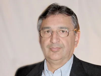 [OPINIÓN] ¿Estadio o Terminal de Buses? Por Fredy Opitz V.