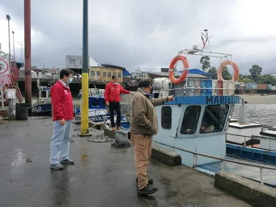 Pescadores de Los Lagos reciben fondos del Gobierno para adquirir equipos de seguridad