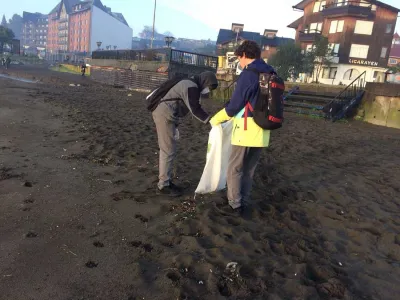 Proyecto Brigada del Lago del Colegio Inmaculada Concepción realizó limpieza de playa centro
