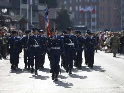 Puerto Varas celebró el Desfile Cívico Militar 2025