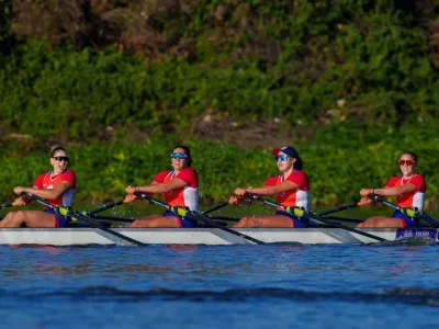 Puertovarina Felipa Rosas logró cuarta su medalla y Chile firma otro episodio histórico para el remo