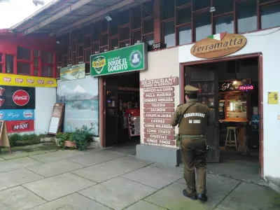 Roban en Cuatro locales del Mercado de Puerto Varas