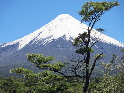 Seminario: “Volcanes y Educacion Ambiental” hoy en Salón Azul