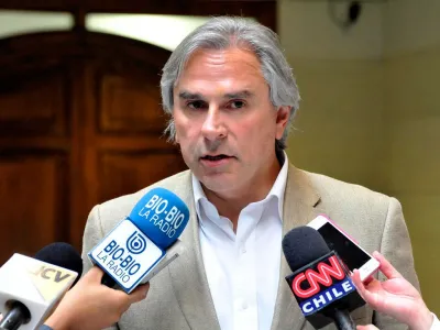Senador Moreira llama a la conformación de protocolos para evitar nuevos episodios con buques salmoneros 