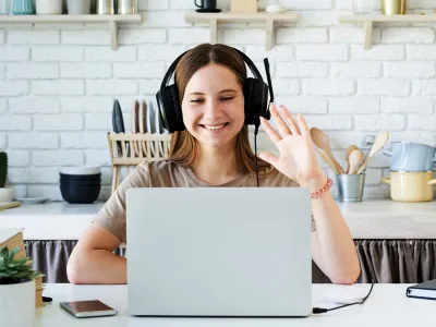 Sence abre 20.000 cupos gratuitos para cursos en línea de inglés en todo el país 
