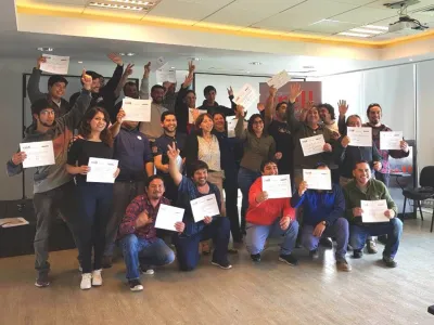 Trabajadores de Empresa Sime se capacitan en Técnicas de Liderazgo y Comunicación