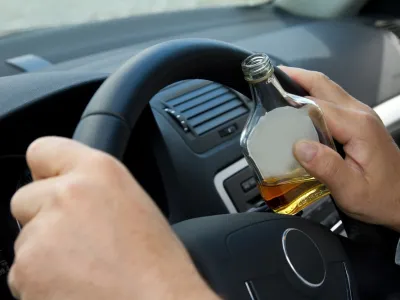 Uno de cada tres chilenos considera “socialmente aceptable” manejar bajo los efectos del alcohol
