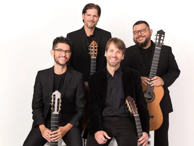 Vive la Semana Internacional de Guitarra en Teatro del Lago